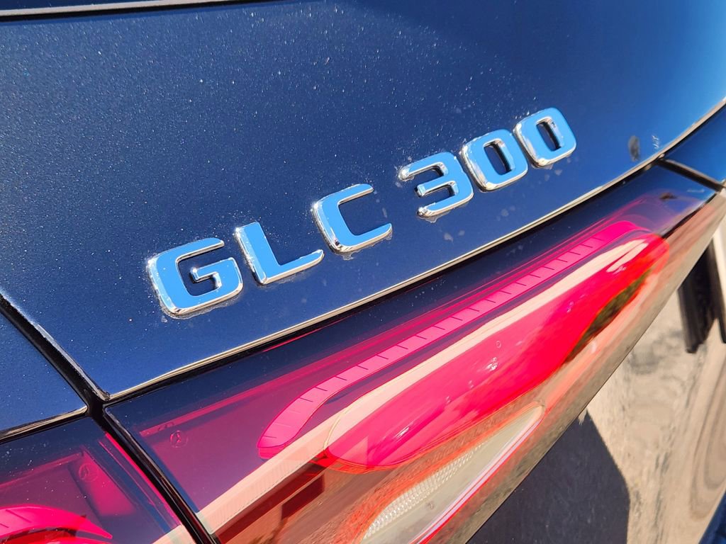 New 2026 Mercedes-Benz GLC 300 4MATIC image 11