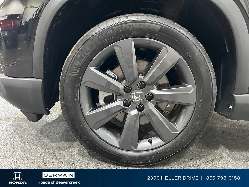 Used 2025 Honda Pilot Sport image 13
