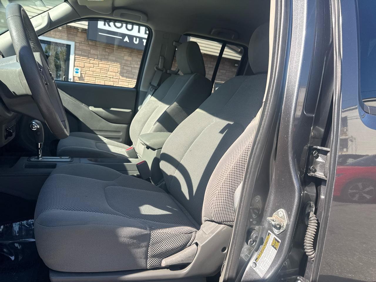 Used 2019 Nissan Frontier SV w/ Value Truck Package AWD/4WD image 27
