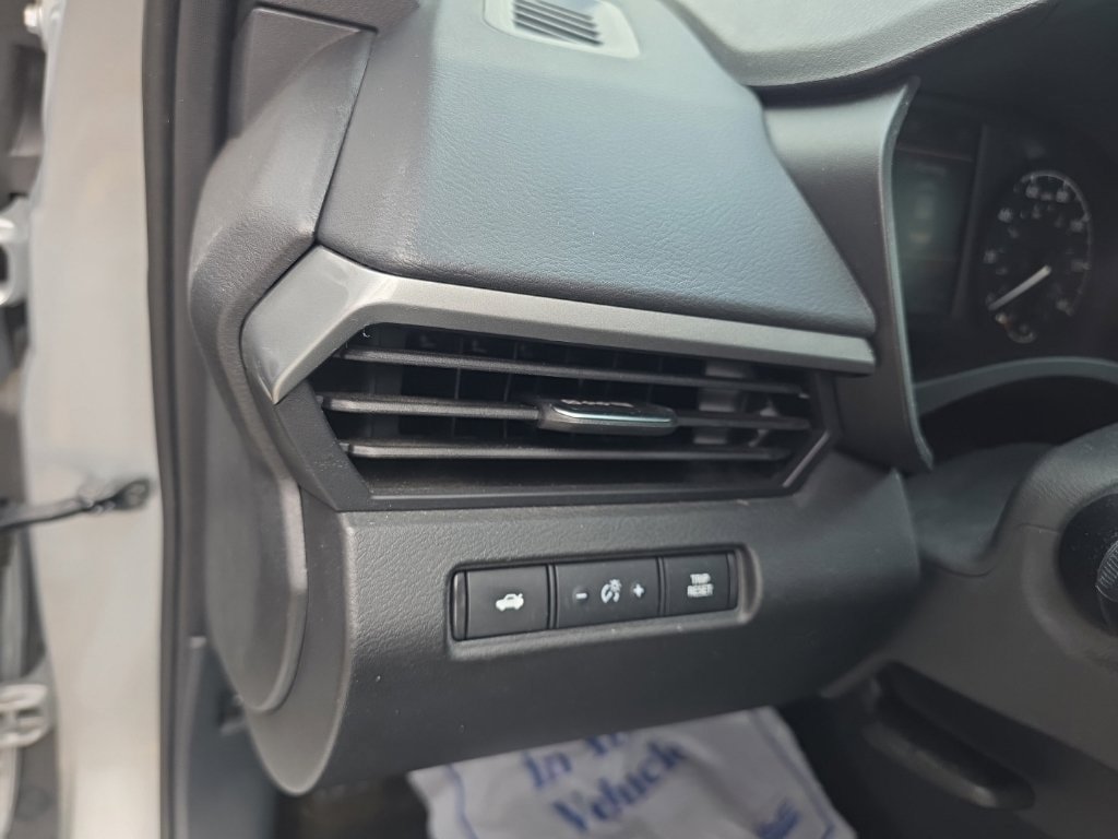 Used 2024 Nissan Altima 2.5 S FWD image 15