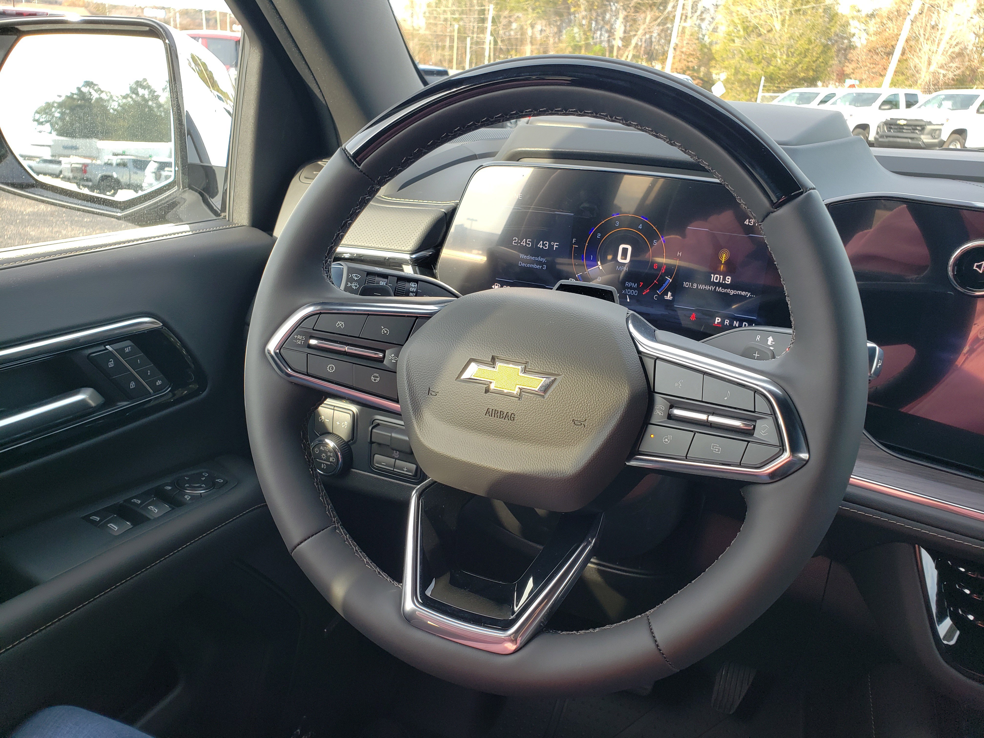 New 2026 Chevrolet Suburban Premier image 19