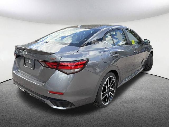 Used 2024 Nissan Sentra SR FWD image 23