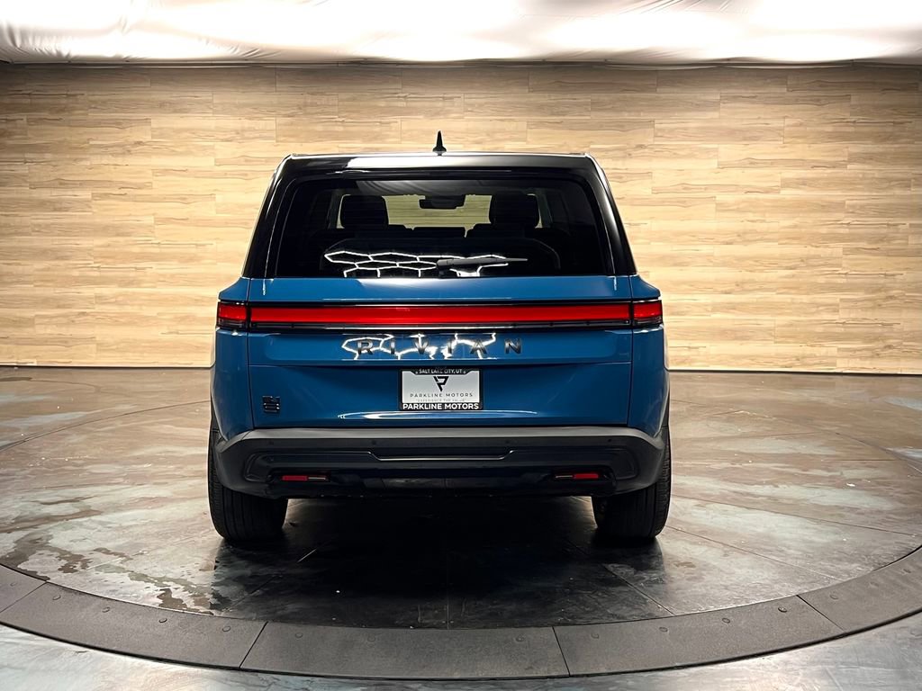 Used 2025 Rivian R1S Adventure AWD/4WD image 22