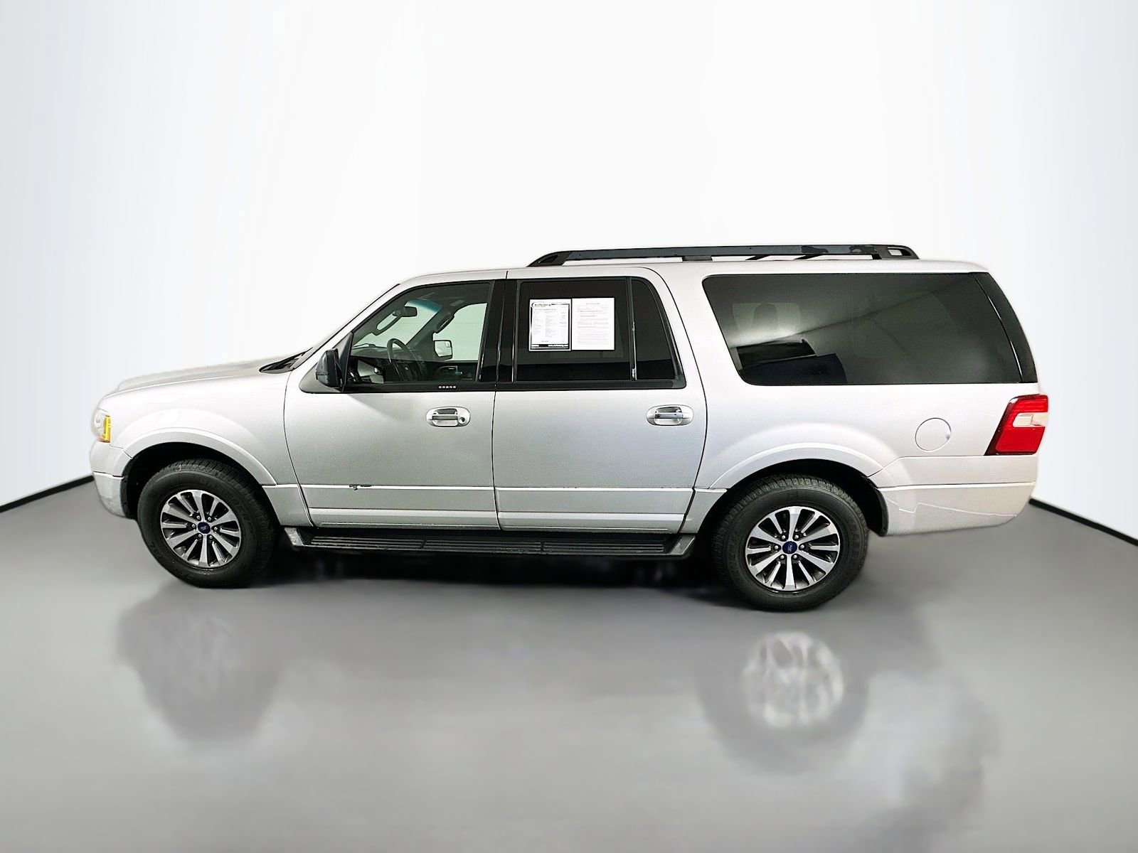 Used 2017 Ford Expedition EL XLT AWD/4WD image 4