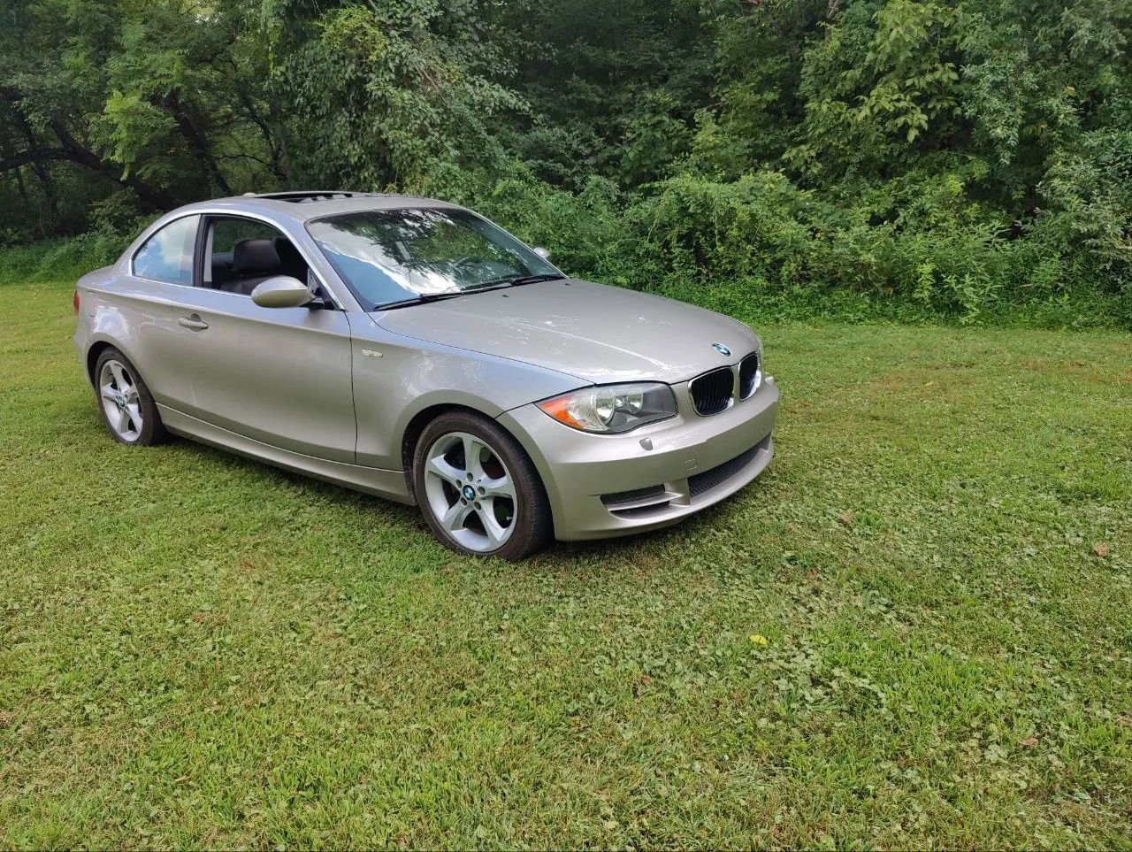 Used 2009 BMW 128i Coupe w/ Premium Pkg image 5