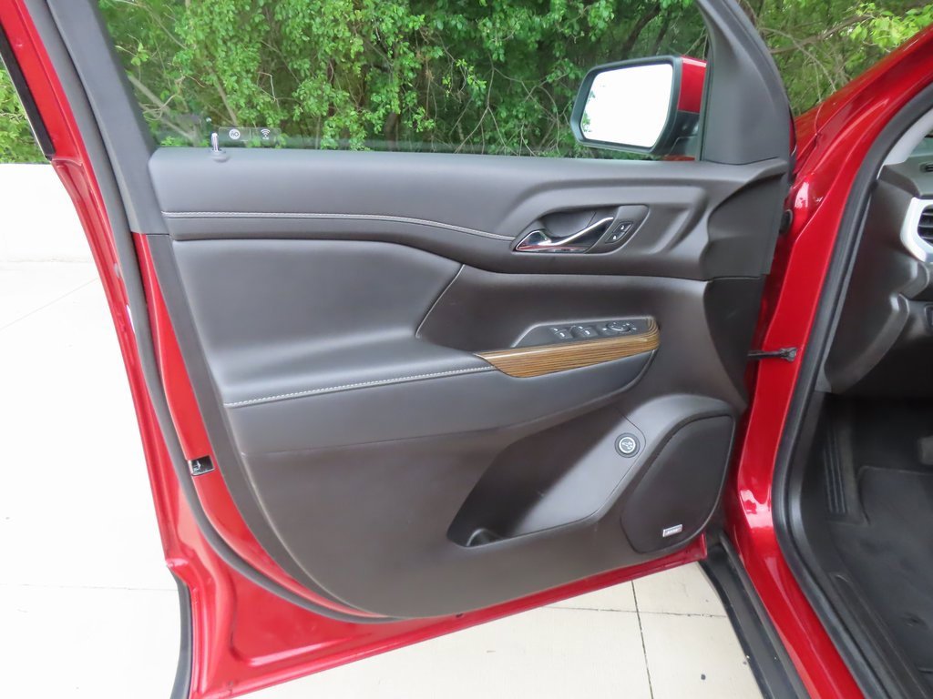 Used 2023 GMC Acadia SLE w/ Driver Convenience Package image 29