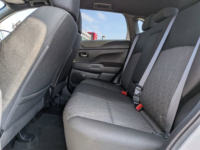 Used 2024 Mitsubishi Outlander Sport image 13
