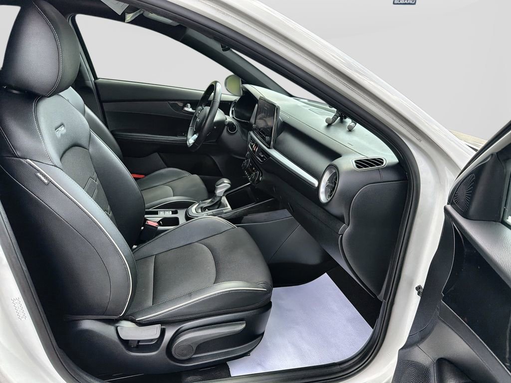 Used 2022 Kia Forte GT-Line w/ GT-Line Premium Package FWD image 29