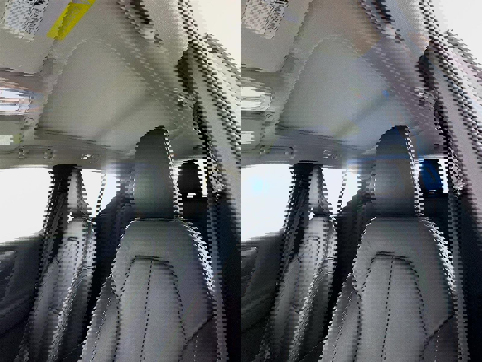 Used 2023 Volvo XC40 B4 Plus w/ Driver Assist Package image 15