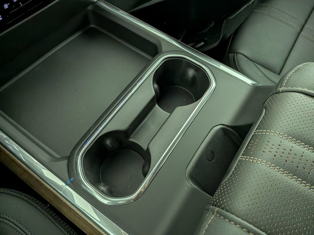New 2026 Chevrolet Silverado 2500 High Country w/ High Country Premium Package AWD/4WD image 27