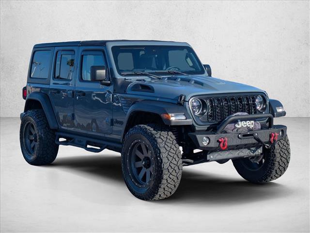 Used 2024 Jeep Wrangler Unlimited Sport AWD/4WD image 3