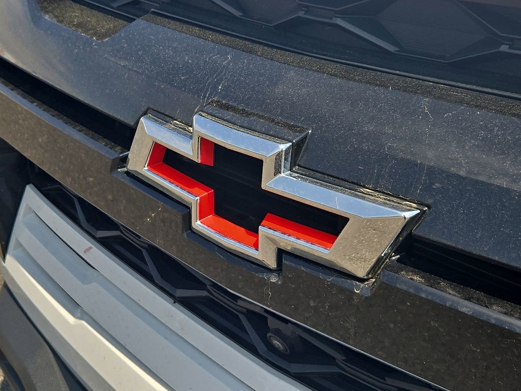 Used 2024 Chevrolet Colorado ZR2 w/ Technology Package AWD/4WD image 9