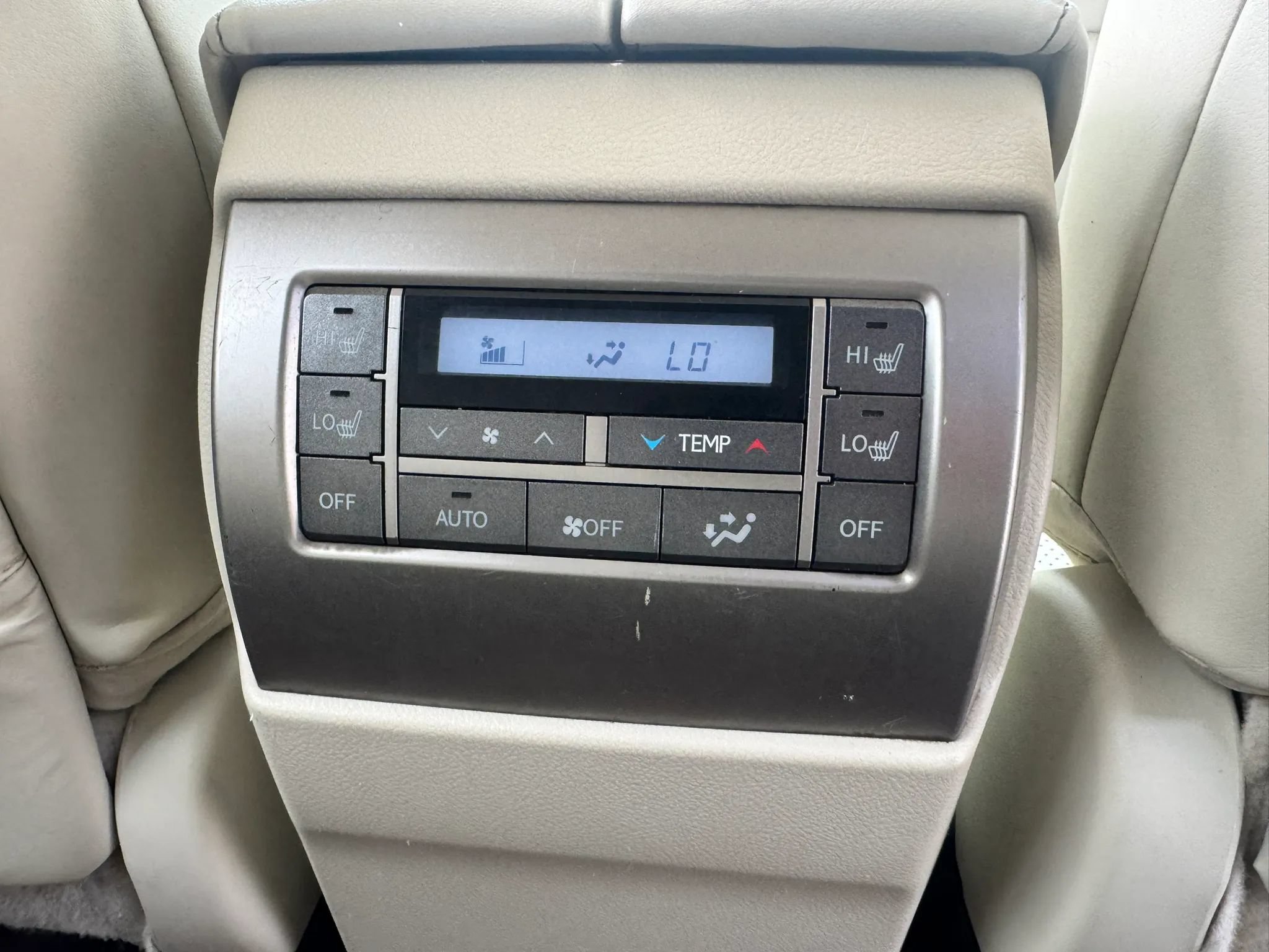 Used 2013 Lexus GX 460 w/ Comfort Plus Pkg AWD/4WD image 36