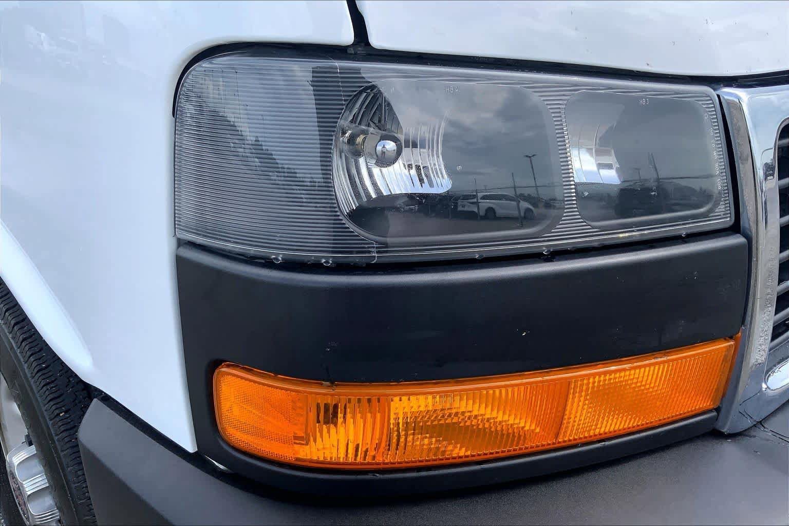 Used 2025 GMC Savana 3500 LT w/ LT Preferred Equipment Group RWD image 25