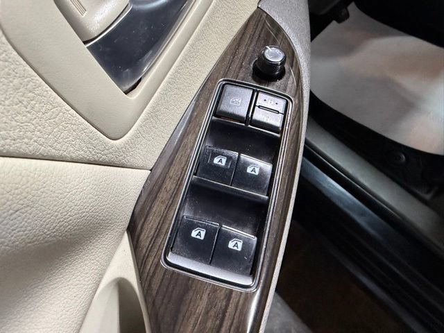 Used 2020 Toyota Sienna XLE FWD image 13