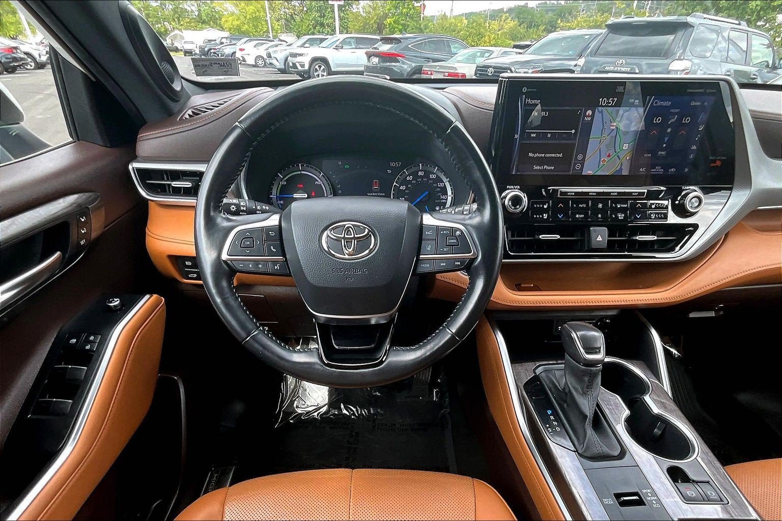 Used 2021 Toyota Highlander Platinum AWD/4WD image 5
