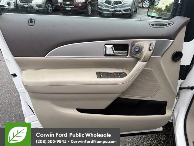 Used 2013 Lincoln MKX AWD image 12