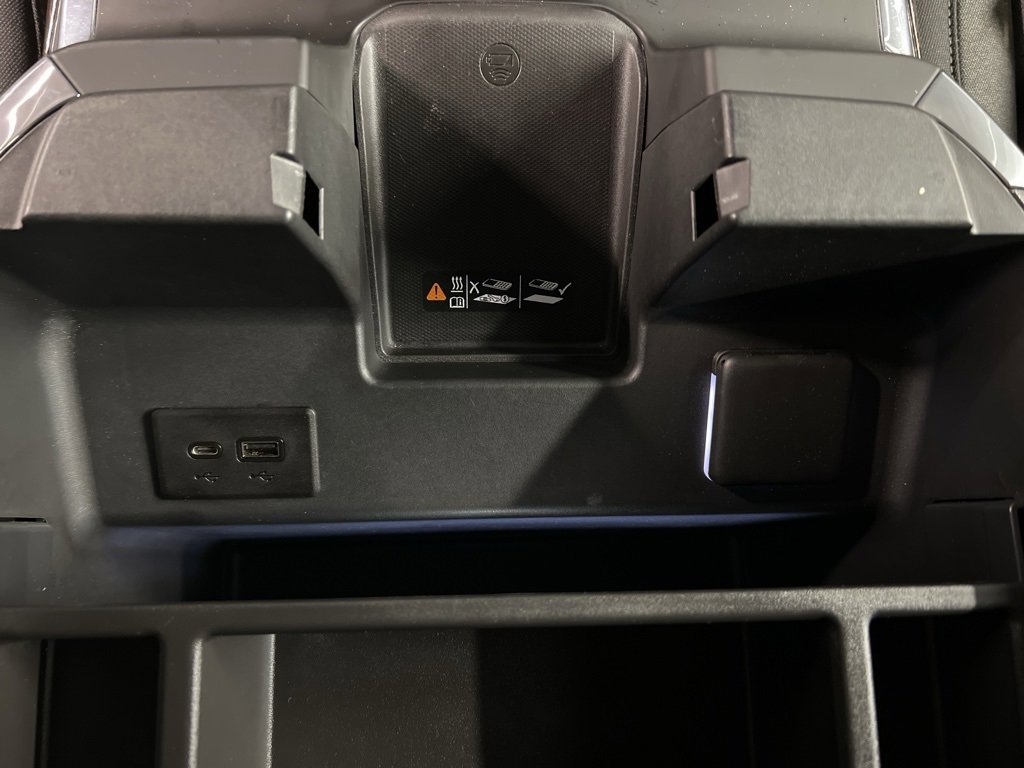 Used 2022 GMC Sierra 1500 Elevation image 16