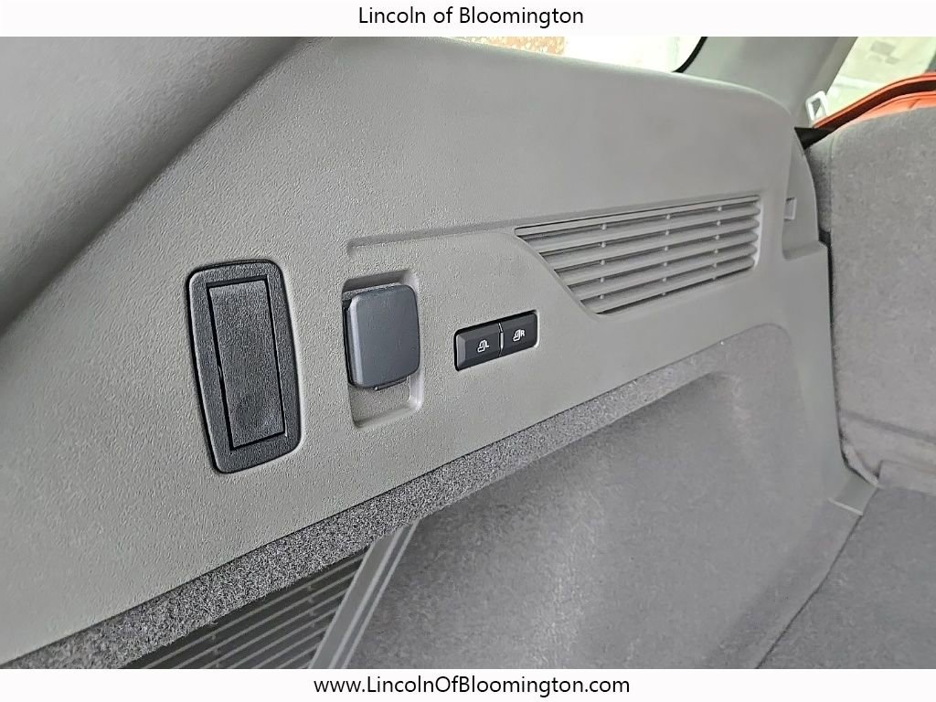 New 2024 Lincoln Nautilus Black Label w/ Jet Appearance Package (87T) image 46