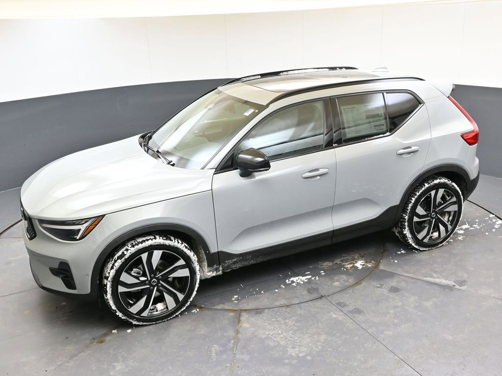 New 2026 Volvo XC40 B5 Ultra w/ Protection Package Premier image 49