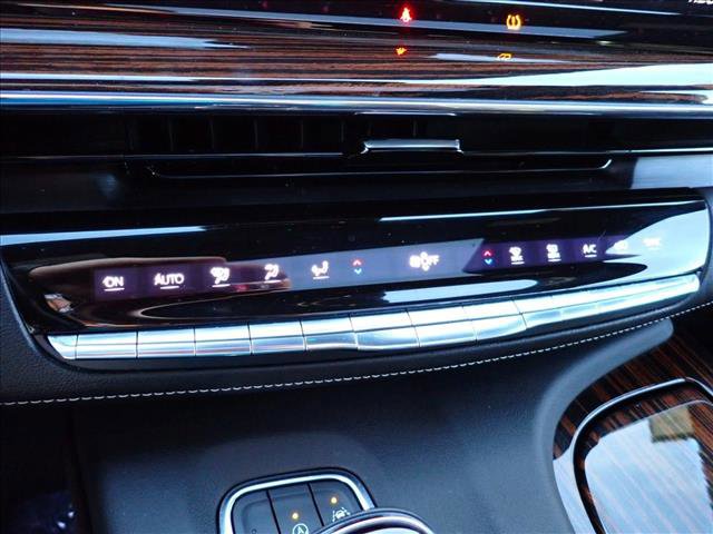 Used 2022 Cadillac Escalade ESV Premium Luxury image 25