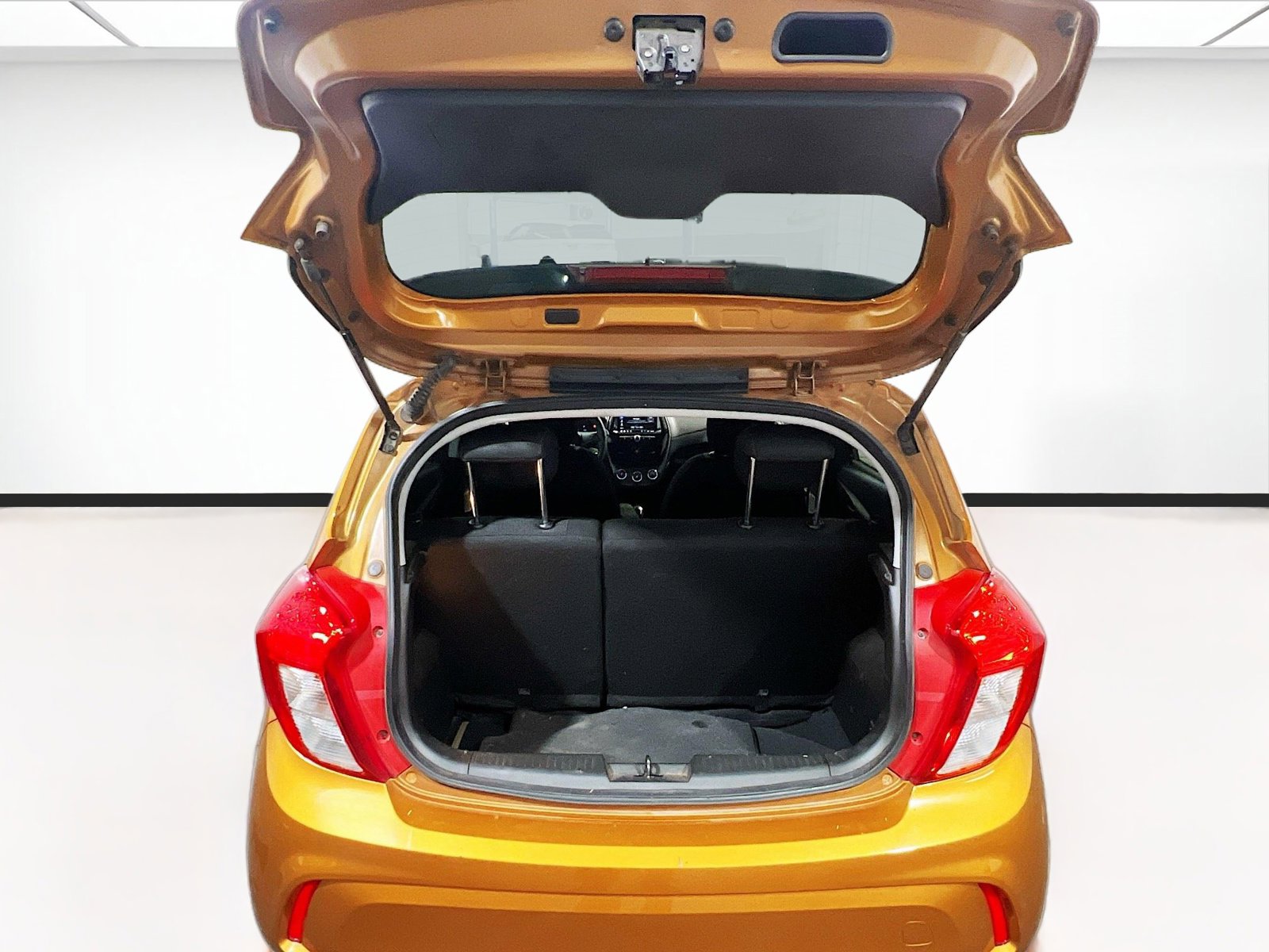 Used 2020 Chevrolet Spark LS FWD image 17