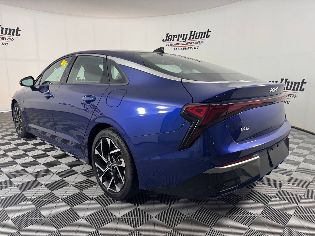 Used 2025 Kia K5 EX FWD image 9