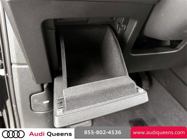 Used 2025 Audi Q6 e-tron Premium Plus image 23