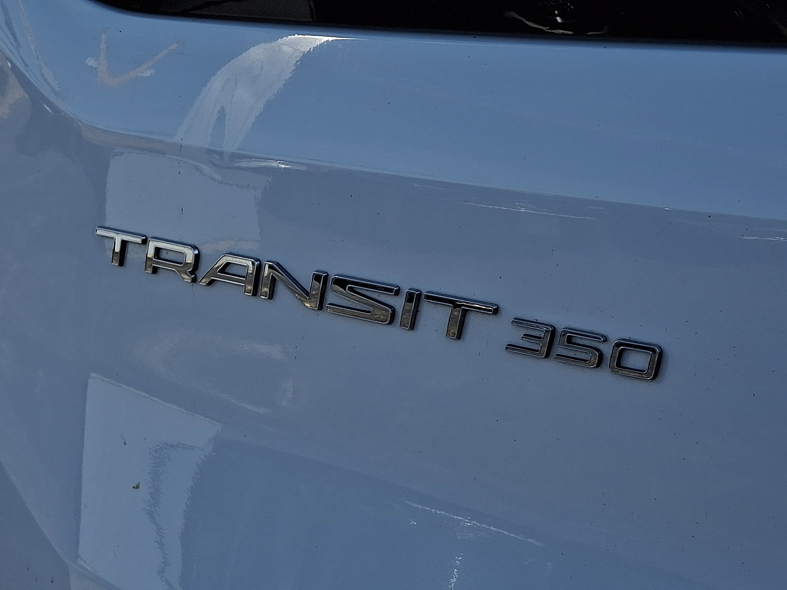 Used 2023 Ford Transit 350 XLT image 32