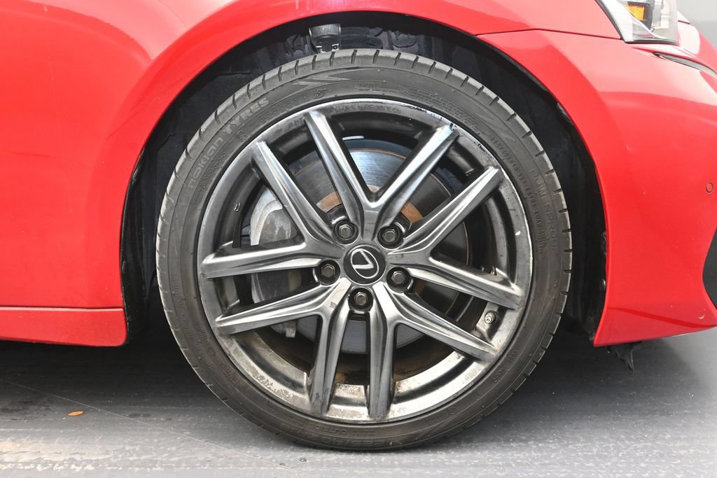 Used 2019 Lexus IS 300 F Sport w/ F Sport Package RWD image 9