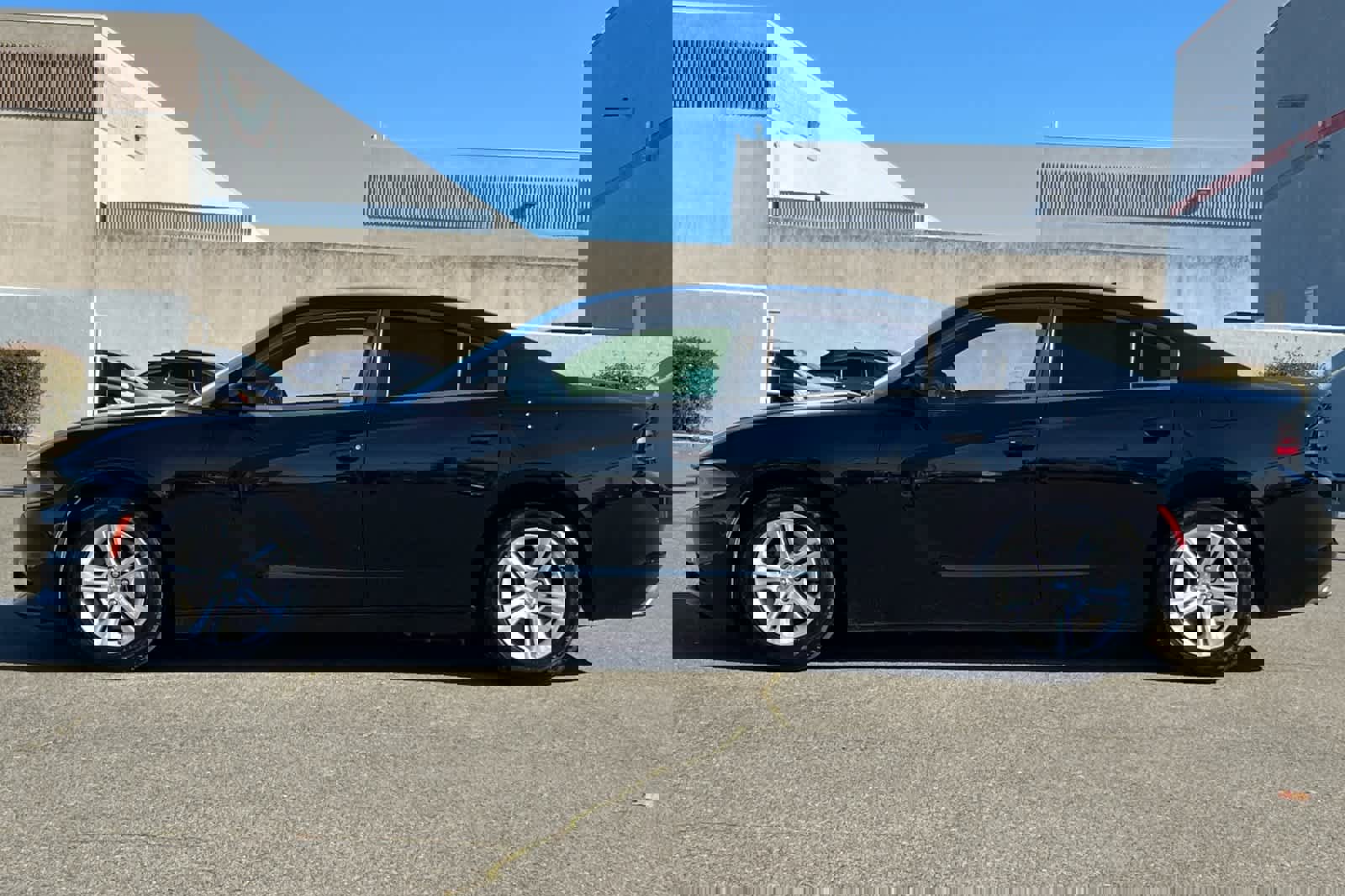 Used 2020 Dodge Charger SXT image 9