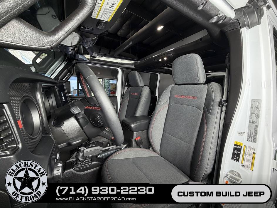 Used 2024 Jeep Wrangler Unlimited Rubicon w/ Technology Group AWD/4WD image 22