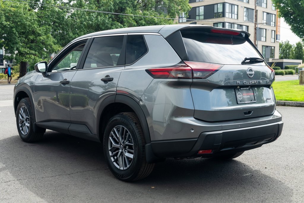 New 2026 Nissan Rogue S image 4