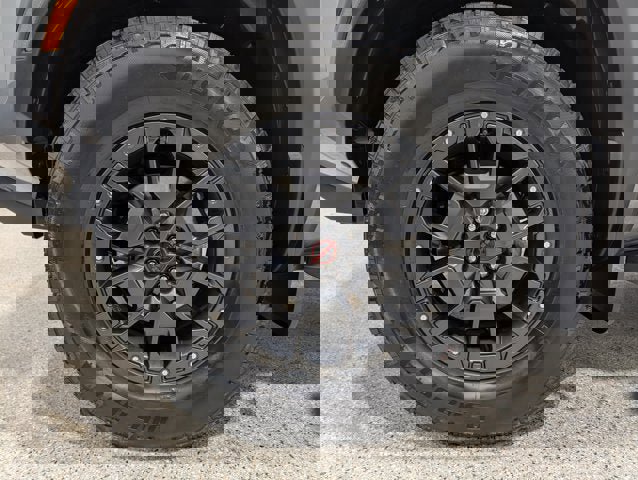 Used 2022 Nissan Frontier PRO-4X w/ Pro-4X Premium Package image 11