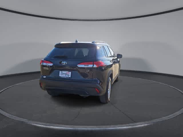 Used 2023 Toyota Corolla Cross LE FWD image 7