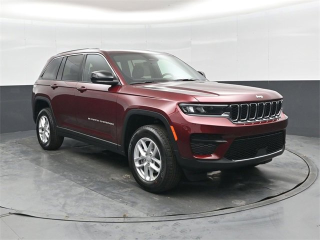 New 2025 Jeep Grand Cherokee Laredo