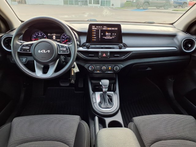 Used 2024 Kia Forte LXS FWD image 5