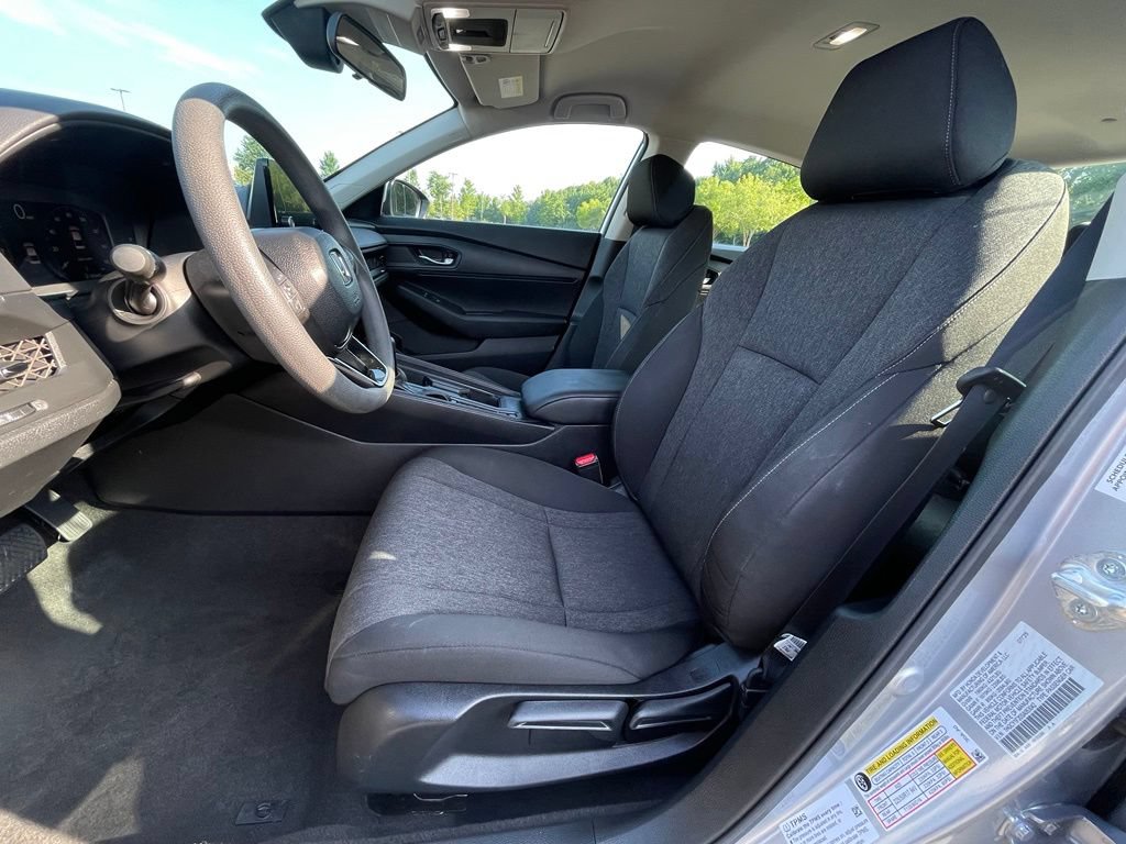 Certified 2025 Honda Accord LX image 26
