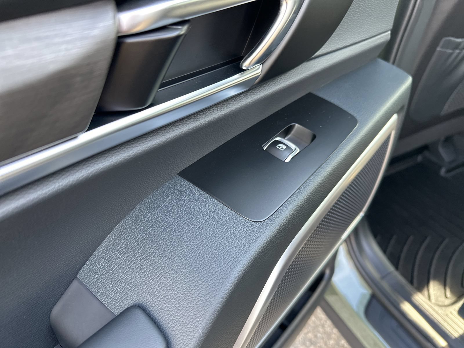 Used 2025 Kia Telluride EX X-Line AWD/4WD image 22
