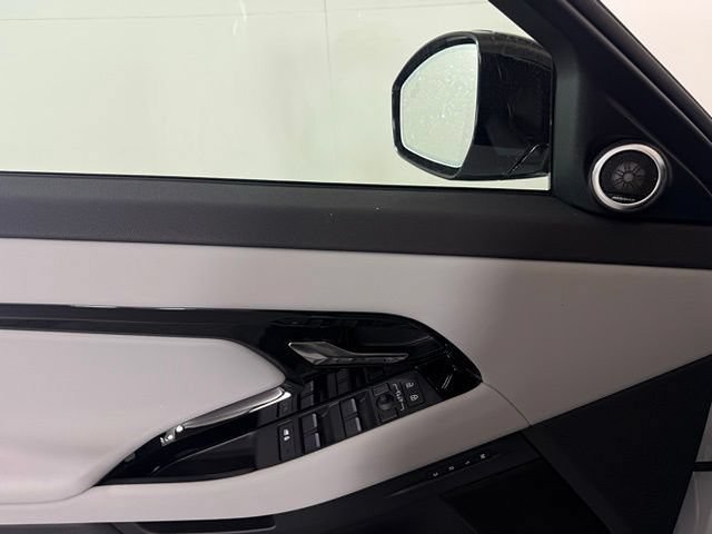 New 2026 Land Rover Range Rover Evoque S AWD/4WD image 24
