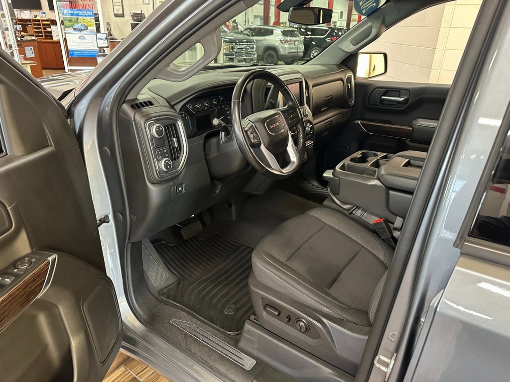 Used 2020 GMC Sierra 1500 Elevation w/ Elevation Value Package image 10
