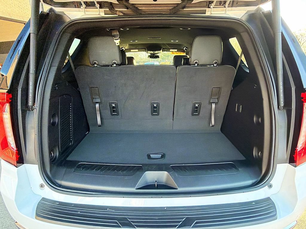 Used 2024 GMC Yukon SLT image 13