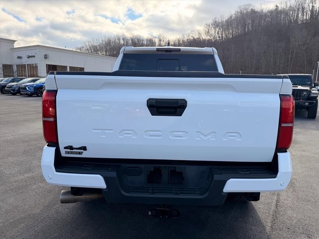 Used 2024 Toyota Tacoma TRD Sport w/ TRD Sport Upgrade Package image 6