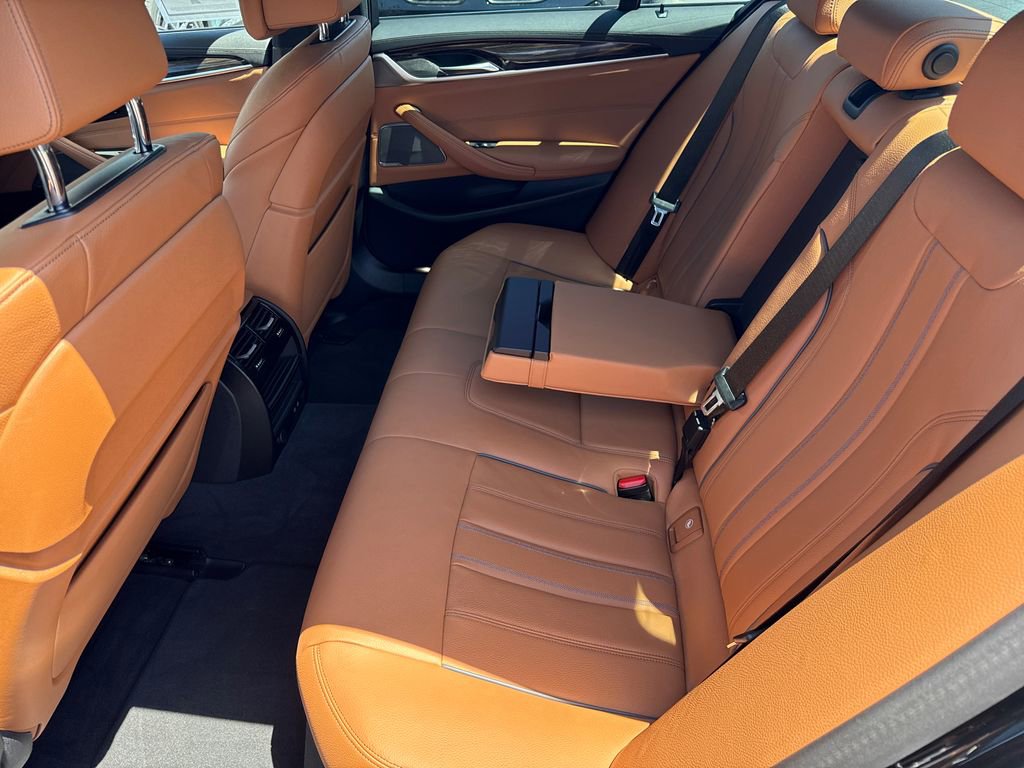 Certified 2023 BMW M550i xDrive AWD/4WD image 19