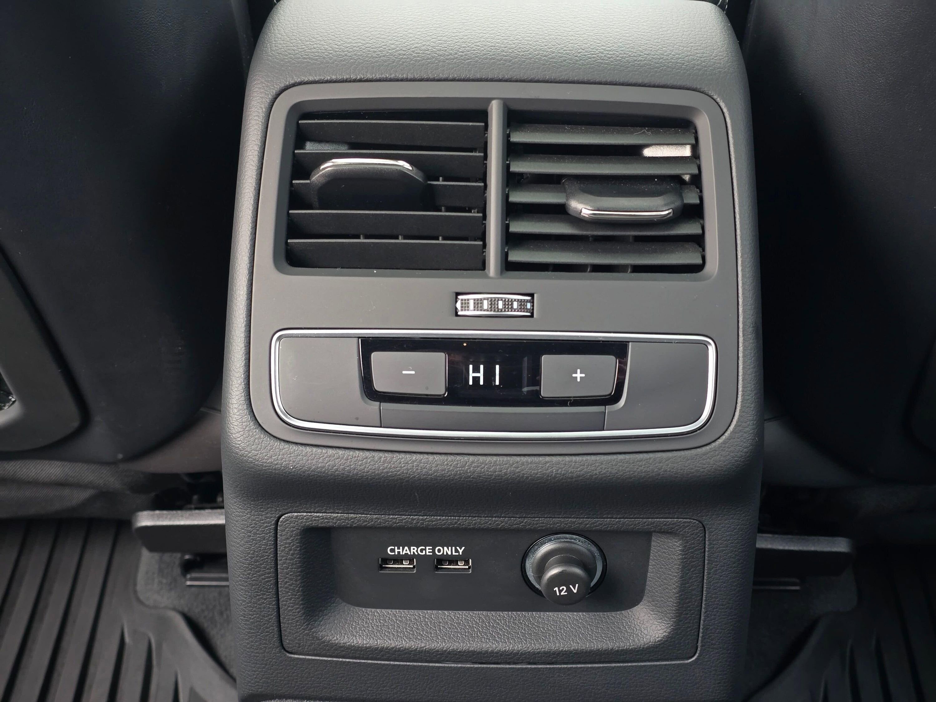 Used 2023 Audi S4 Premium Plus w/ Premium Plus Package image 19