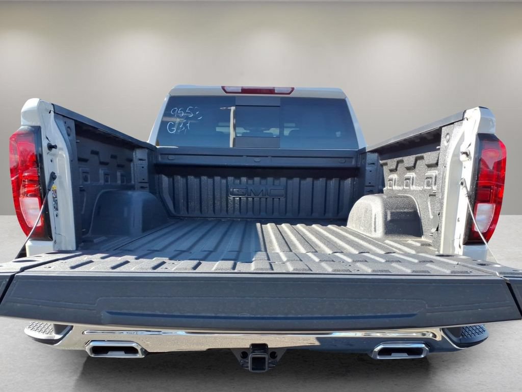 New 2026 GMC Sierra 1500 SLE AWD/4WD image 4