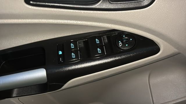 Used 2019 Ford Transit Connect XLT w/ Trailer Tow Package image 10