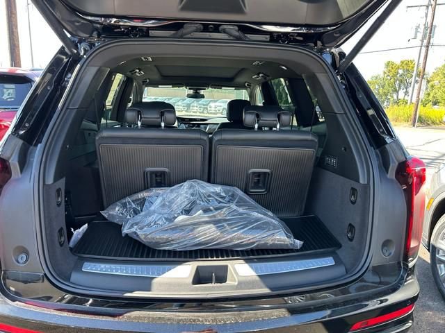 New 2025 Cadillac XT6 Premium Luxury image 21