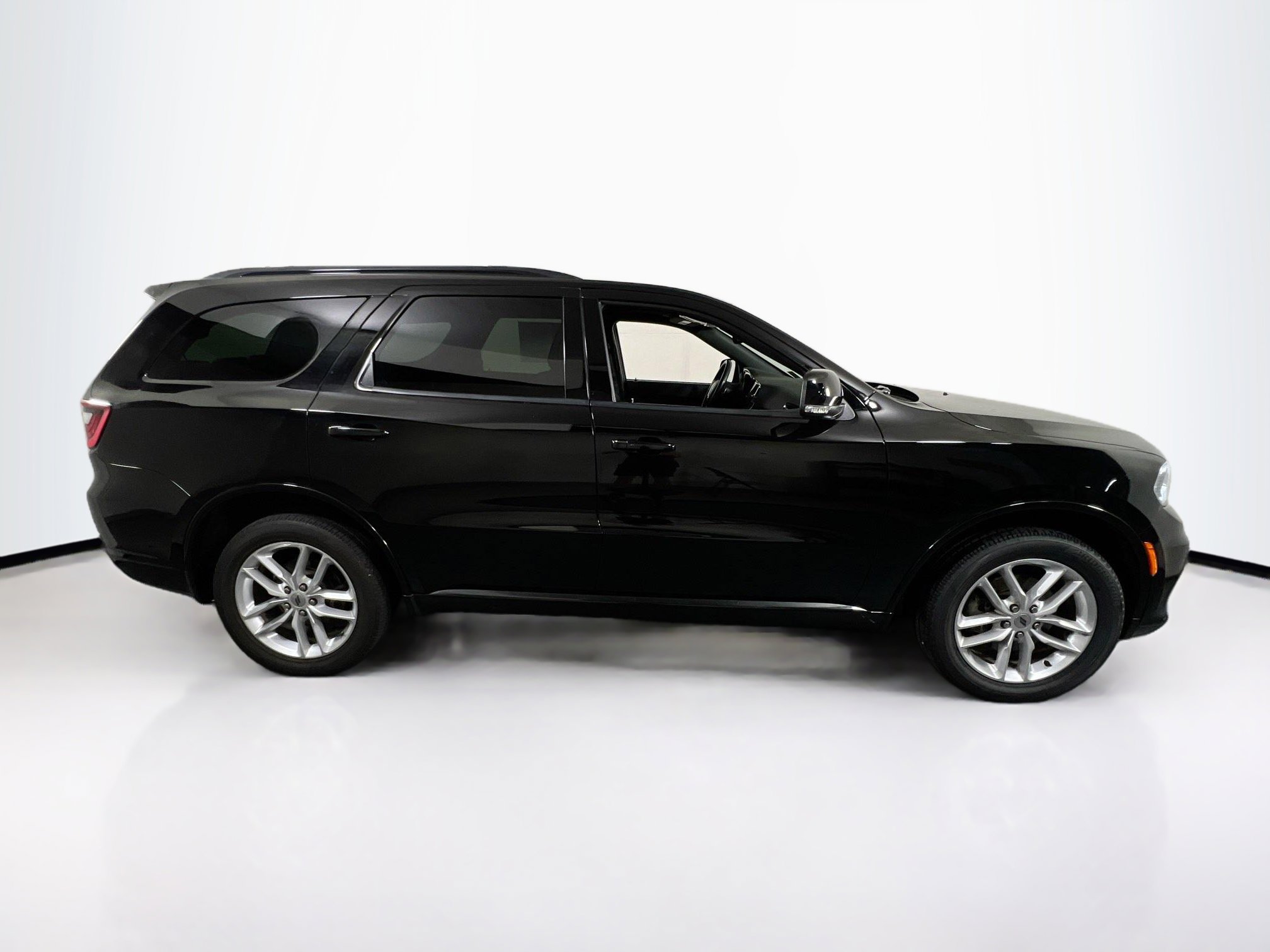 Used 2022 Dodge Durango GT image 4