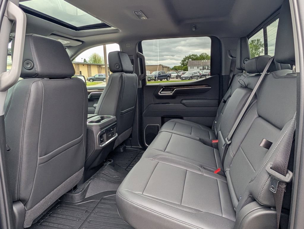 New 2026 GMC Sierra 1500 Elevation w/ Elevation Premium Package AWD/4WD image 32